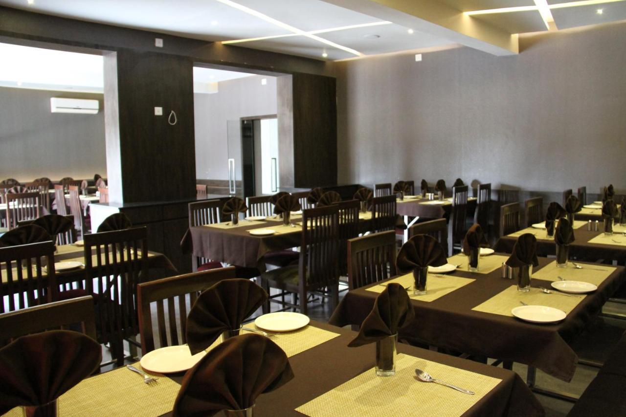 Hotel Aditya Talala 外观 照片
